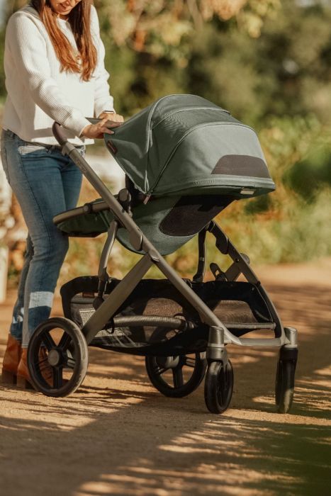 Uppababy Vista V3 pushchair & carrycot - Evelyn - Image 21